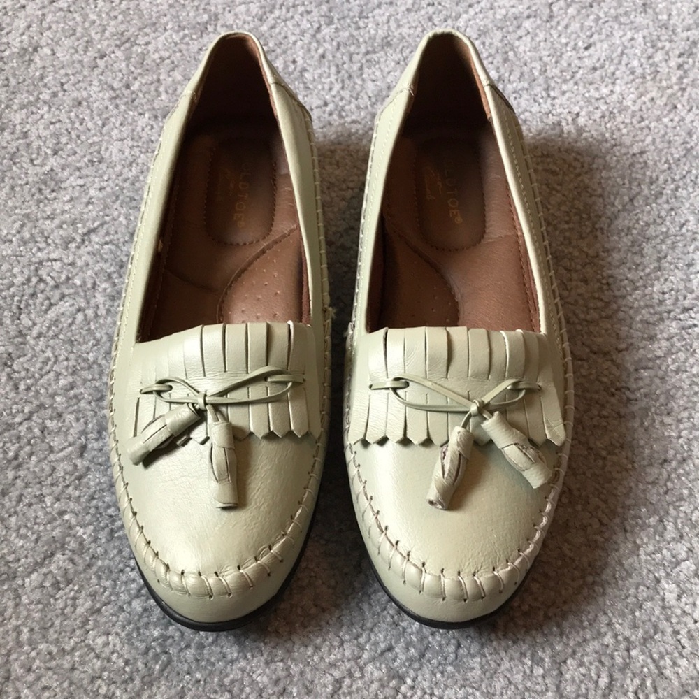 Goldtoe Casuals Leather Loafer shoes